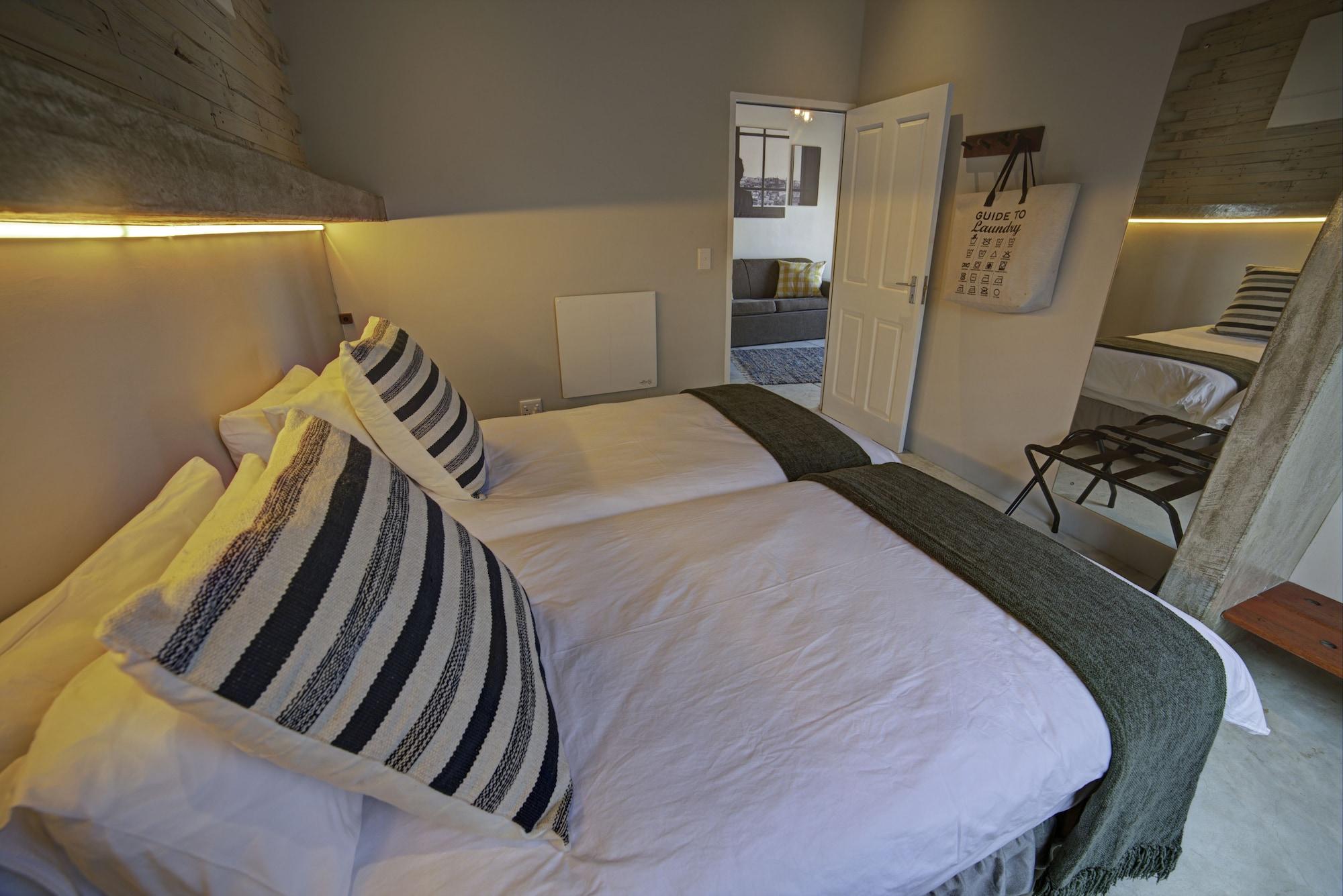 Organic Stay Guesthouse Суакопмунд Екстериор снимка