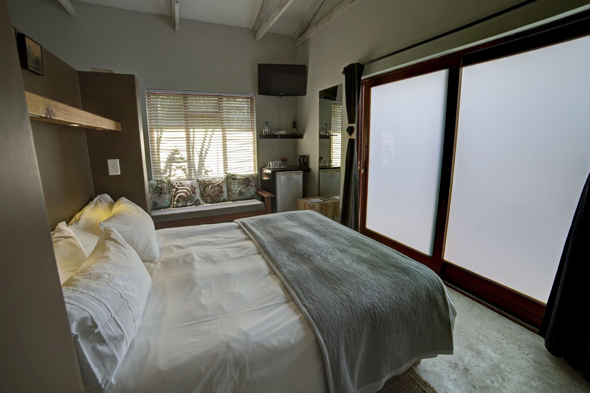 Organic Stay Guesthouse Суакопмунд Екстериор снимка
