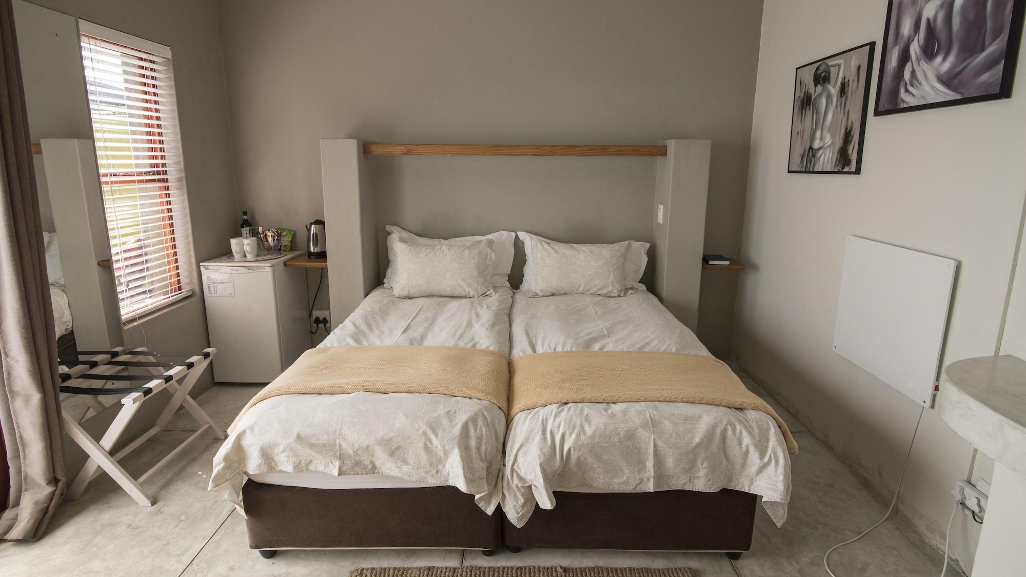 Organic Stay Guesthouse Суакопмунд Екстериор снимка