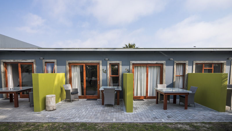 Organic Stay Guesthouse Суакопмунд Екстериор снимка