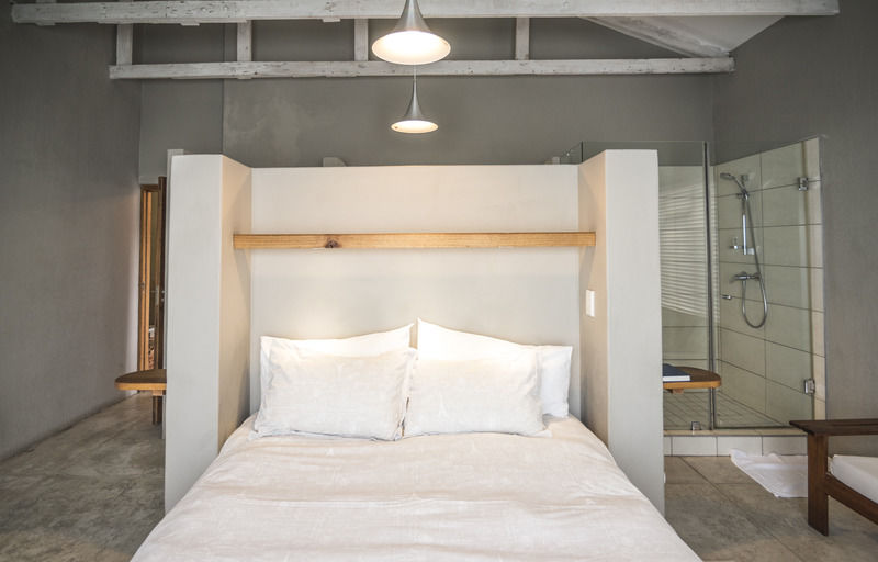 Organic Stay Guesthouse Суакопмунд Екстериор снимка
